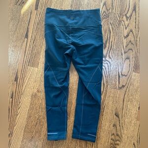 Athleta High-Rise Crop Leggings - XS (Peacock Blue/Teal) - Excellent Condition